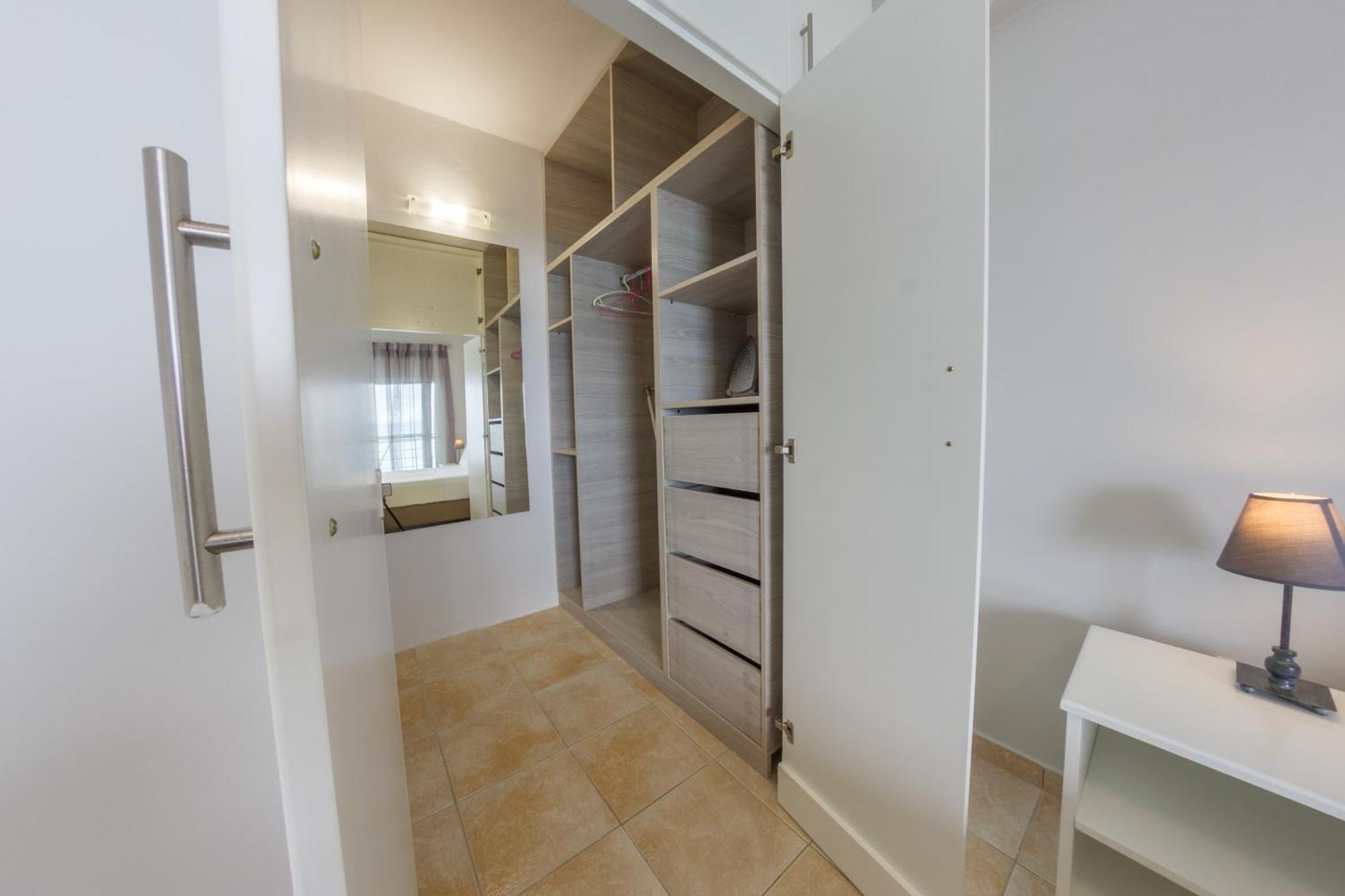 Kiveri Apartments Δωμάτιο φωτογραφία