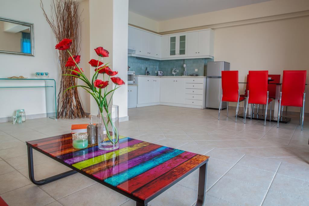 Kiveri Apartments Δωμάτιο φωτογραφία