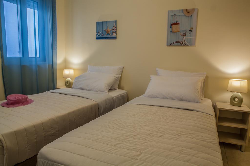 Kiveri Apartments Δωμάτιο φωτογραφία