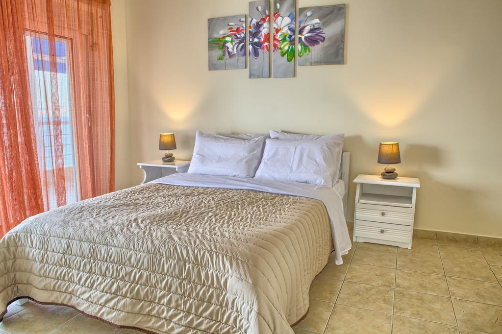 Kiveri Apartments Δωμάτιο φωτογραφία